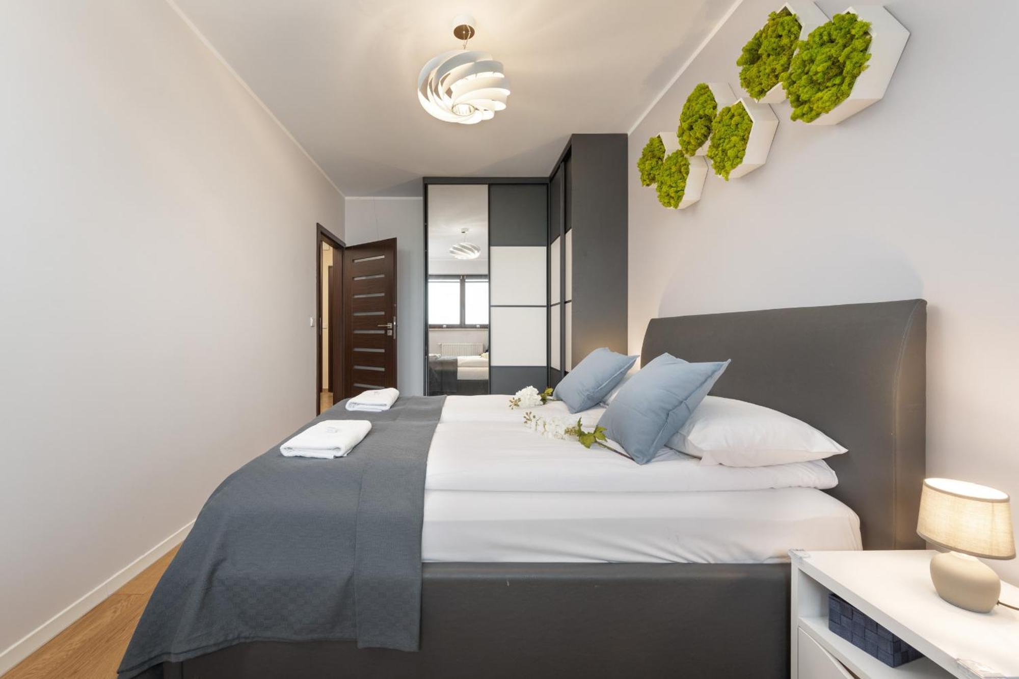 Comfortable Apartment Krakowska Wroclaw With Free Parking By Noclegi Renters Ngoại thất bức ảnh