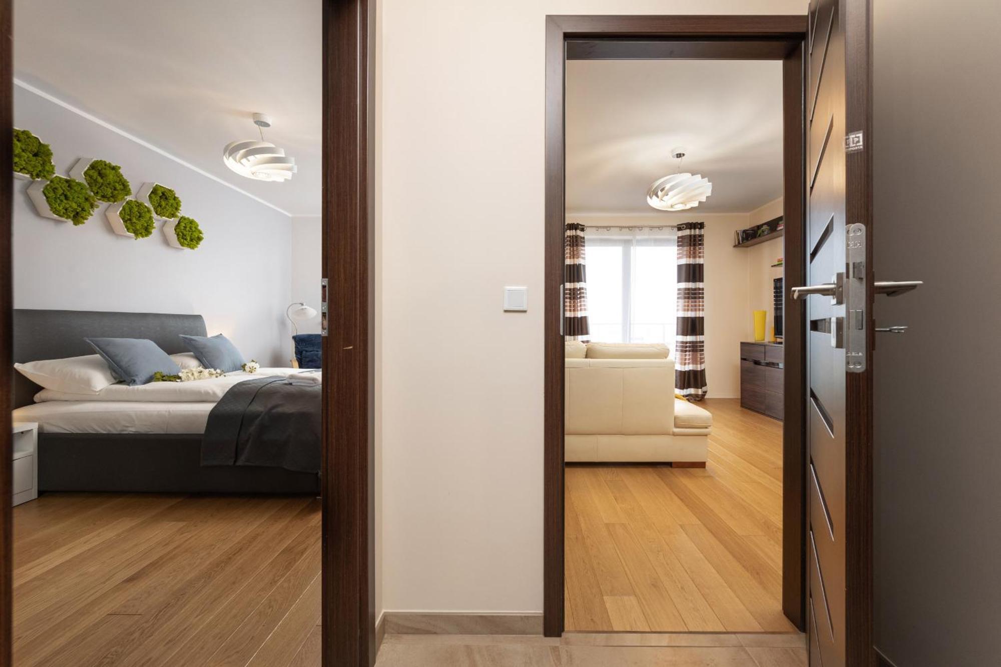 Comfortable Apartment Krakowska Wroclaw With Free Parking By Noclegi Renters Ngoại thất bức ảnh