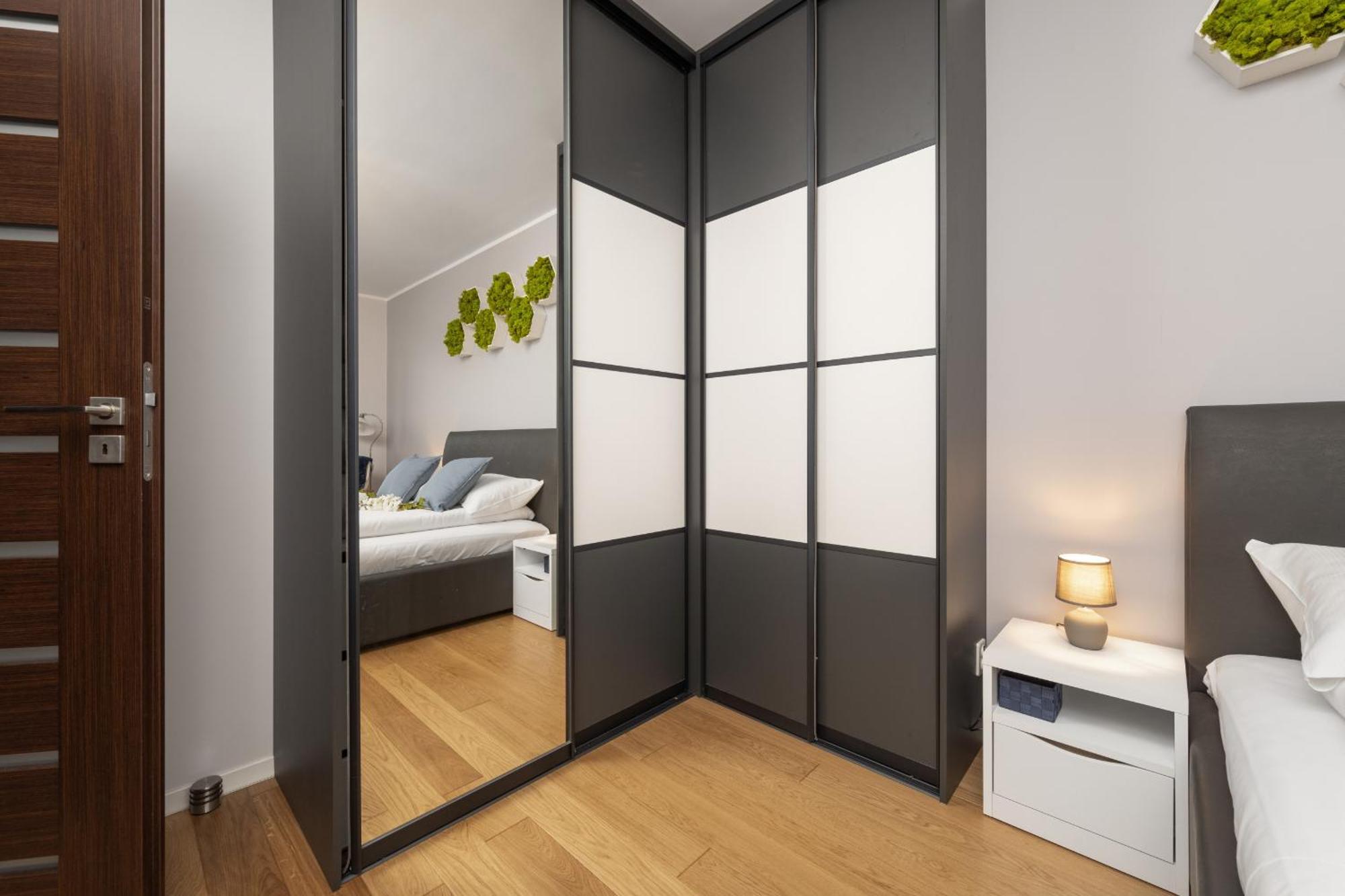 Comfortable Apartment Krakowska Wroclaw With Free Parking By Noclegi Renters Ngoại thất bức ảnh