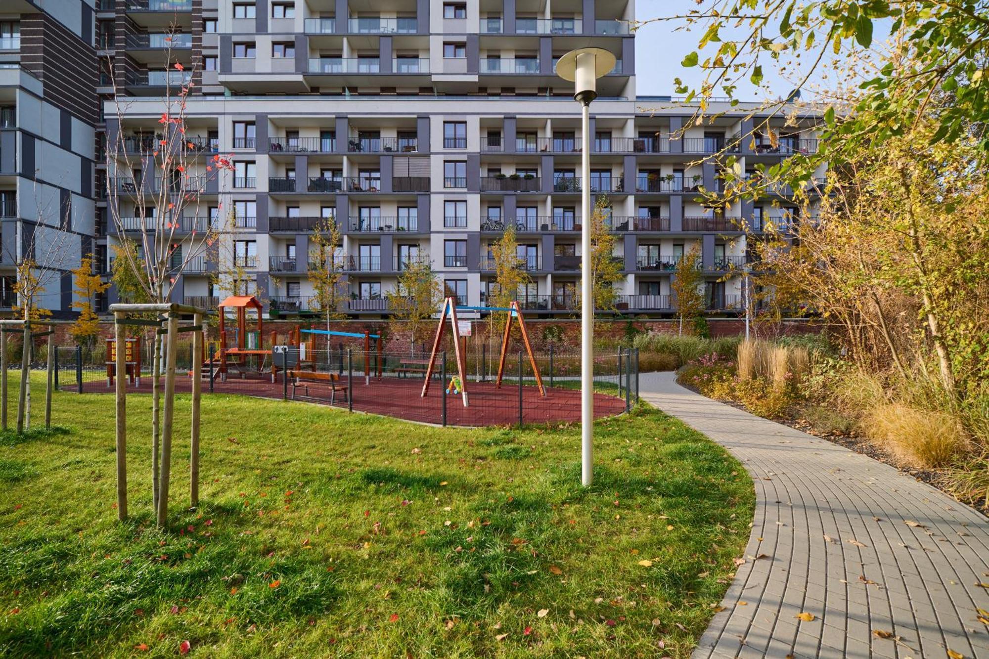 Comfortable Apartment Krakowska Wroclaw With Free Parking By Noclegi Renters Ngoại thất bức ảnh